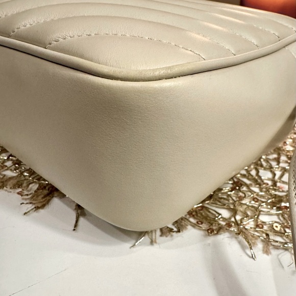 Yves Saint Laurent Lou Lou Crema Soft Quilted Camera Bag - Picture 6 of 11